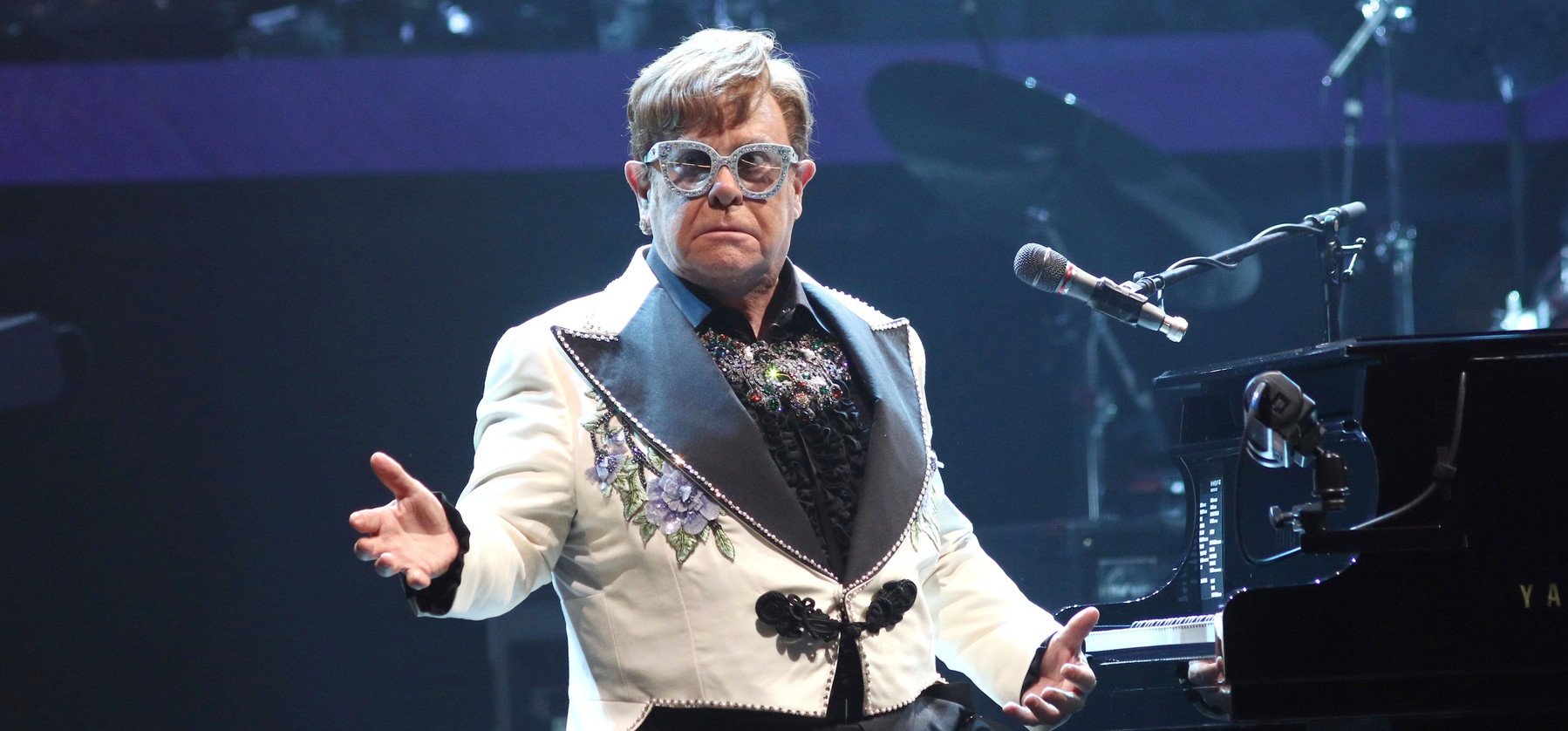 Kiderült az igazság Elton John állapotáról - Kezdhetünk aggódni a legendás zenészért?