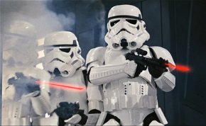Brutális csavar a Star Warsban: Luke Skywalkert könyörtelenül megölték, Darth Vaderék nyertek