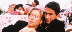 Így néz ki 24 év elteltével a zseniális Macska-jaj film csúcsbombázója, akibe fél Magyarország szerelmes volt egykor