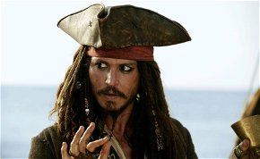 Johnny Depp visszatérhet Jack Sparrowként A Karib-tenger kalózai utolsó részében, ha rábólint a Disney ajánlatára
