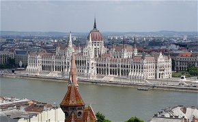 Nagy pofonba szaladt bele Budapest