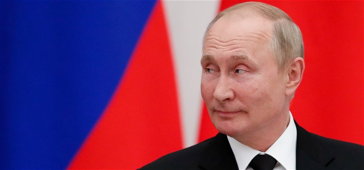 Röhejesen ábrázolták Európában Putyint, az orosz nagykövetség pedig iszonyatosan bedühödött
