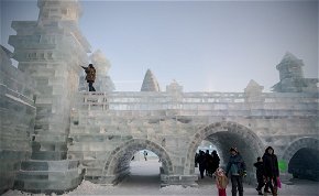 Megnyílt a harbini jégfesztivál, Kína