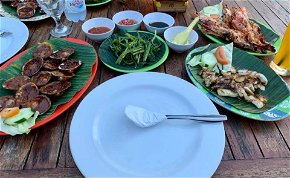 Bali: ételorgia a tenger mellett