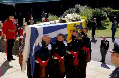 Egy korszak vége: képeken Fülöp herceg temetése