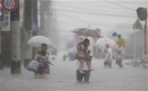 Képeken az óriási Japán esőzés