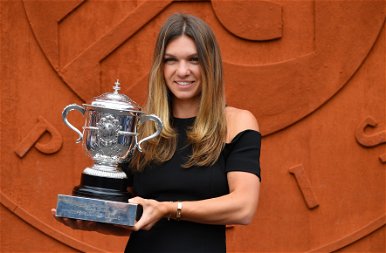 Elkelt a szexi román női teniszező, Simona Halep