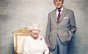 Nézd meg, milyen gyönyörű volt II. Erzsébet 74 évvel ezelőtt az esküvőjén – galéria