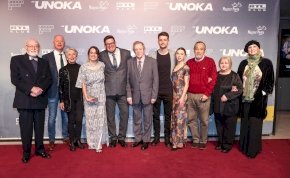 Rengeteg híresség volt ott az Oscar-díjas magyar rendező, Deák Kristóf első mozifilmjének premierjén