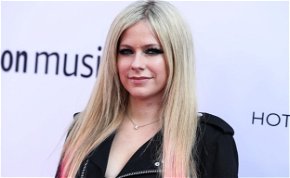 Avril Lavigne megmutatta a pasiját - Meg fogsz lepődni, hogy kivel jött össze!