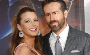 Micsoda baki: véletlenül az egész világnak megvillantotta a bugyiját Ryan Reynolds szuperdögös felesége - fotók
