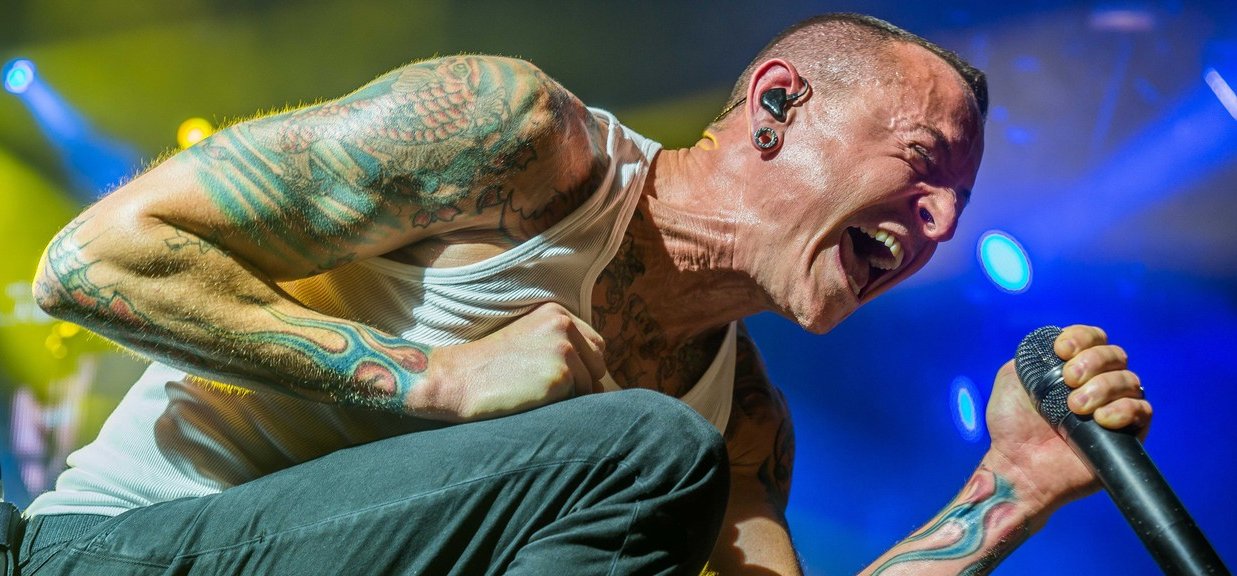 Ma lenne 46 éves a Linkin Park énekese - A legendás zenekar legnagyobb slágereivel emlékezünk rá