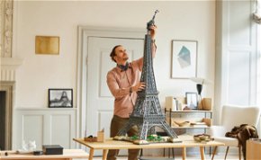 260 ezerért lehet egy saját Eiffel-tornyod a nappalidban, csak LEGO-ból