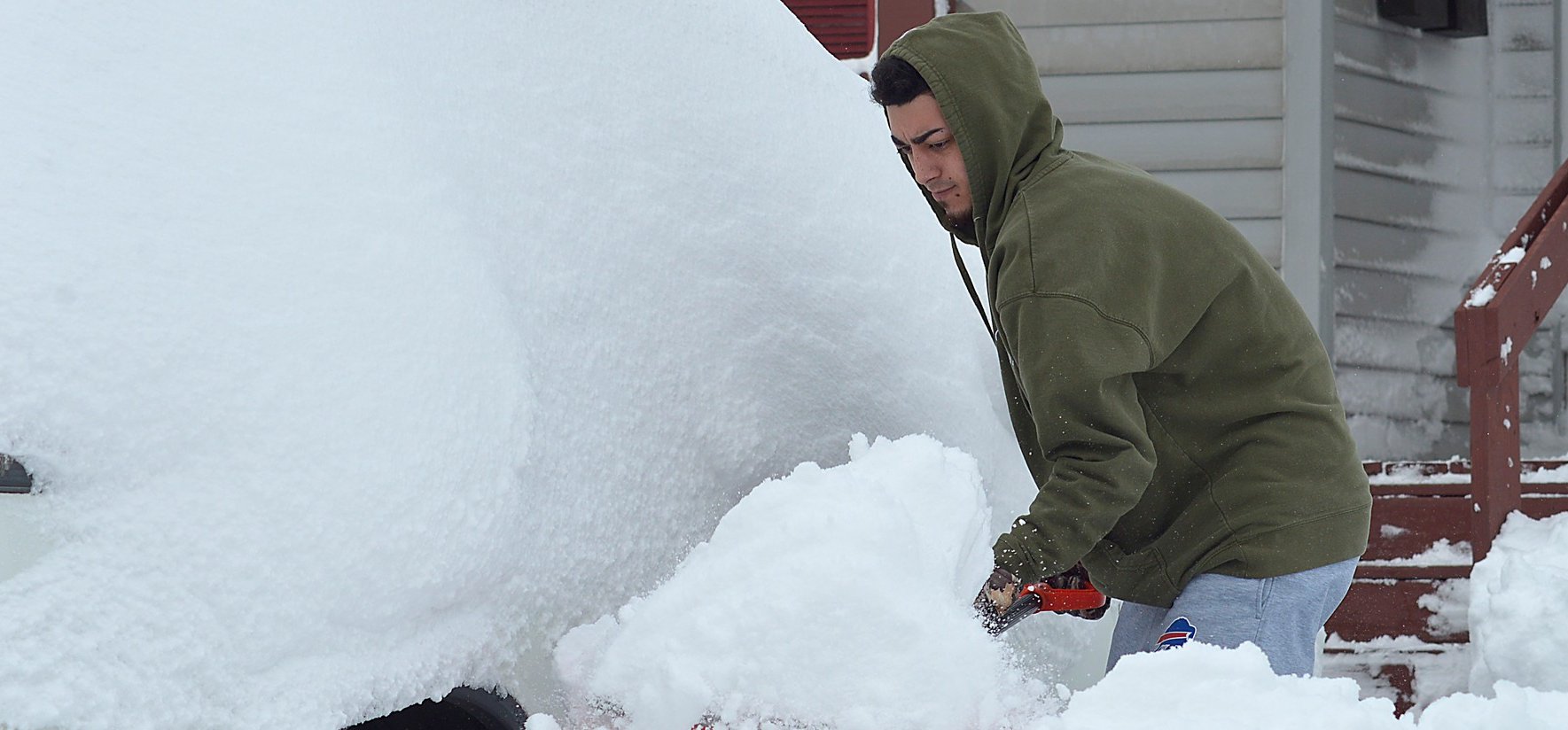 Fotókon az őrült havazás New York államban – csaknem 1 méternyi hó esett