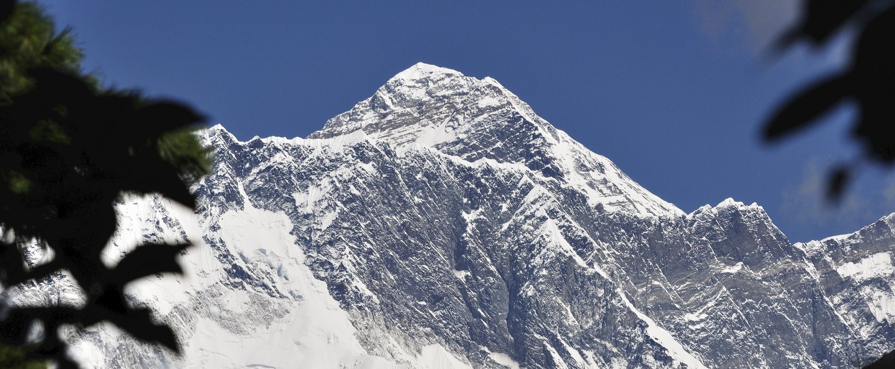 Döbbenetes felvételek kerültek ki a Mount Everestről, tényleg ilyen elkeserítő a helyzet?