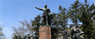Így nézett ki valójában Kossuth Lajos? Furcsa fotók láttak napvilágot a magyar történelem legendás alakjáról, valami nagyon nem stimmel vele