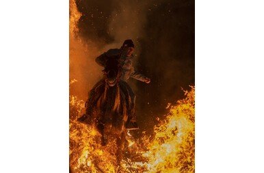 Tűzlovaglás Spanyolországban, Luminarias fesztivál
