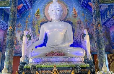 Utazás a Fehér és Kék templomhoz, valamint a thaiföldi hegyi népekhez