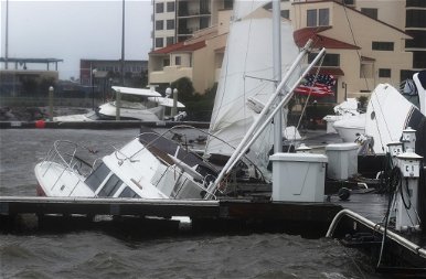 A Sally hurrikán megérkezett USA partjaihoz
