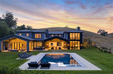 A rapper, Lil Wayne nemrég vett egy házat Kylie Jenner mellett