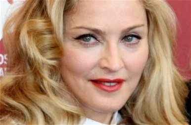 Madonna elképesztő összegért vette meg a The Weeknd kúriáját - Less be hozzá!