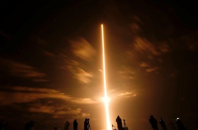 A világűr meghódítása: újabb SpaceX rakéta indult útnak – nézd meg a kilövés pillanatait!