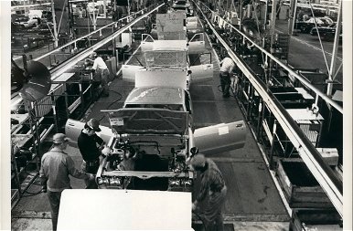 110 éve alapították a Nissant – fotógaléria