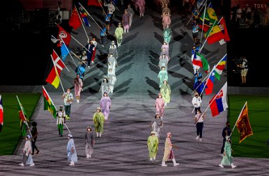 Így ért véget a tokiói olimpia: látványos képeken a záróceremónia!
