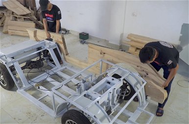 Egy asztalos épített magának egy működő Ferrari 250 GTO-t fából
