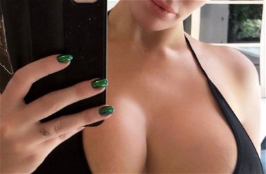 Az óriási mellű Playboy-modell egyszerűen nem tud leállni a plasztikai műtétekkel – 18+ képek
