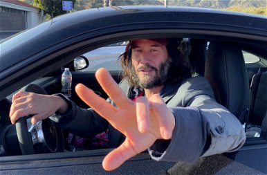Egy lesifotósnak anno Keanu Reeves fenekét is sikerült megörökítenie – fotók