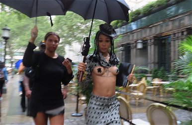 Coi Leray mindenkit megbotránkoztatott a melleivel a New York-i divathéten – 18+ fotók