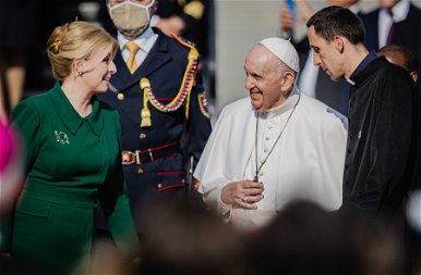 Ferenc pápa délután már Szlovákiában volt – galéria