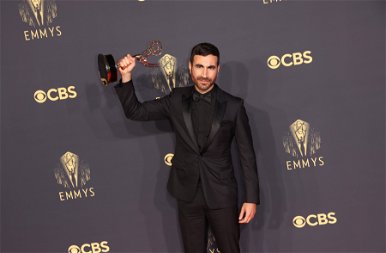 Emmy-díj 2021: mutatjuk a díjazottakat, na meg néhány igazán extrém ruhát is - fotók