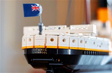 Megérkezett a Lego Titanic, ami „csupán” egy használt autó áráért a tiéd lehet – fotók