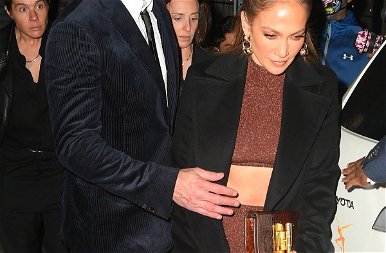 Ben Affleck és Jennifer Lopez tényleg elválaszthatatlanok
