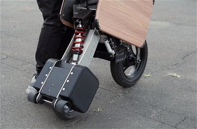 Te vevő lennél egy elektromos bringára, ami összehajtva befér egy asztal alá? – galéria