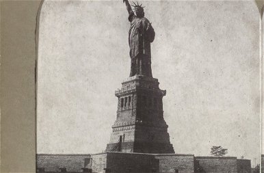 Különleges, ritkán látható képeken a Szabadság-szobor, amit ma 135 éve lepleztek le