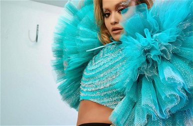 Rita Ora többször villantotta meg a melleit az Instagramon, mint kellett volna – fotók