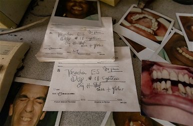 Igazi horror: 20 éve elhagyatott fogászatra bukkantak, hátborzongató dolgokat találtak ott – képek