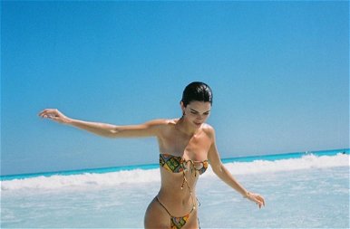 Megmutatjuk Kendall Jenner legvadabb bikinis képeit, amik meghódítitták az internetet