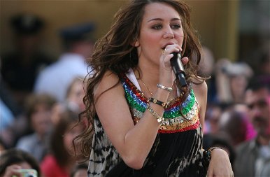 30 éves lett Miley Cyrus: íme 10 érdekesség a dögös popsztárról