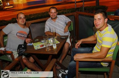 Debrecen, Pince Café &amp; Music Club - 2012. Július 28. Szombat