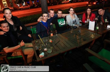 Debrecen, Pince Café &amp; Music Club - 2013. Június 7., Péntek