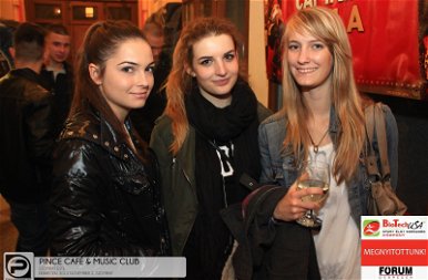 Debrecen, Pince Café &amp; Music Club - 2013. November 2., Szombat