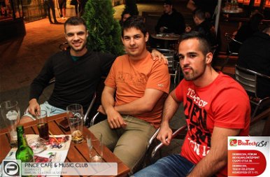 Debrecen, Pince Café &amp; Music Club - 2014. Június 14., Szombat
