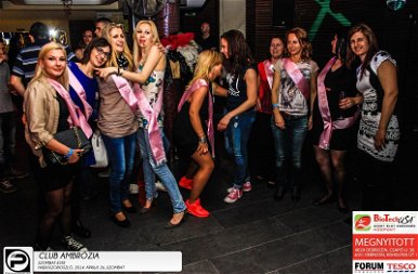 Hajdúszoboszló, Club Ambrózia- 2014. Április 26., szombat este