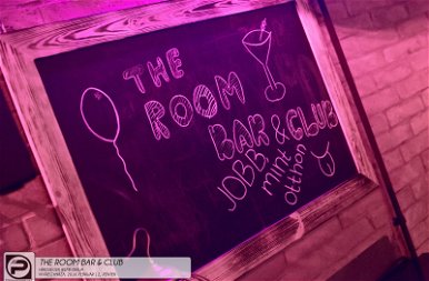 Nyíregyháza, The Room Bar &amp; Club - 2016. Február 12., Péntek