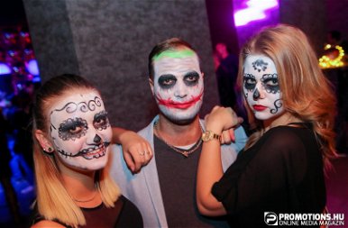 Miskolc, Block Klub &amp; Bar - 2017. október 31., kedd